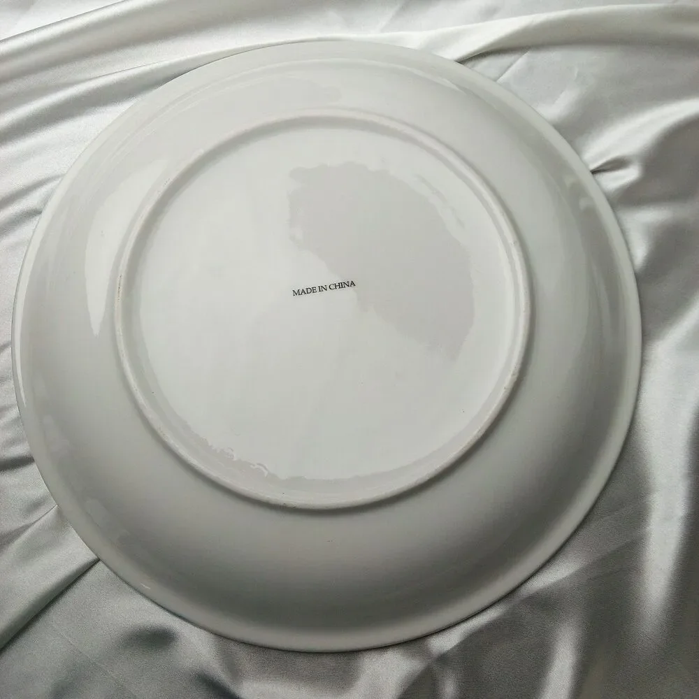 WHIMSICAL SNOWMAN FAMILY DINNER PLATE SET OF 4